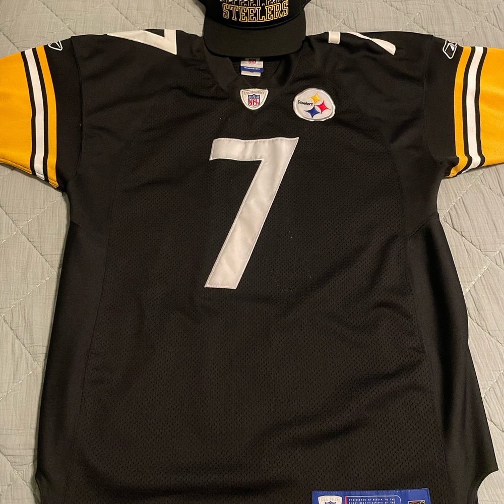 Black and Yellow NFL Jersey & Hat